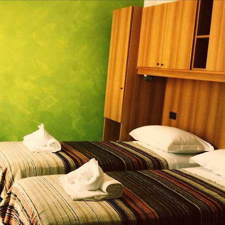 Hotel Antares Garni Giulianova Eksteriør billede