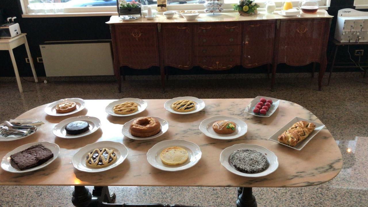 Hotel Antares Garni Giulianova Eksteriør billede